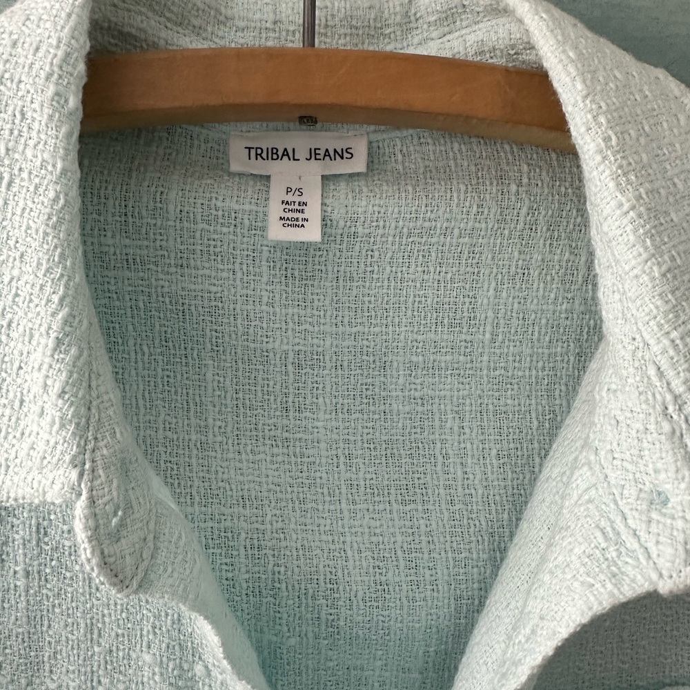 Tribal Jeans Mint Blue textured 100% cotton shirt/jacket.  Size small, $40 - Picture 2 of 4